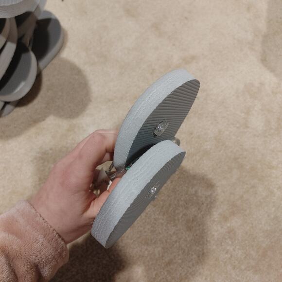 Old Navy size 11 NWOT Grey Gray Flip Flops Sparkle Summertime Cute Wedding - Picture 6 of 9